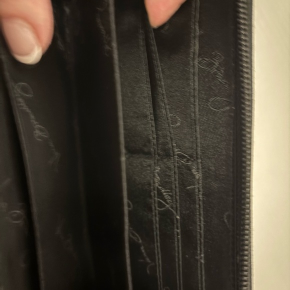 Vera Bradley Teal and Brown Patterned Turnlock Wallet - Picture 7 of 16